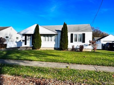 1269 90th St, Niagara Falls, NY, 14304