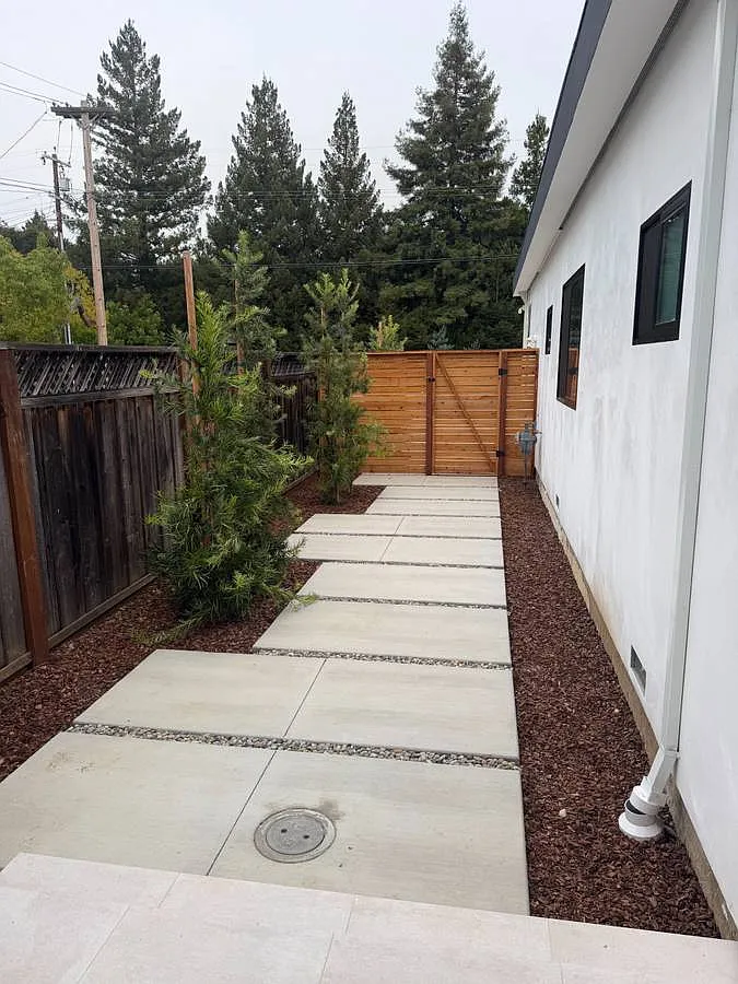 2 bed, 800 sqft, $5,500 — Photo 2