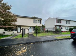 11 Rice Ln UNIT 1, Worcester, MA 01604