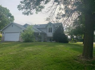 9680 Bluegill Bay, Woodbury, MN 55125