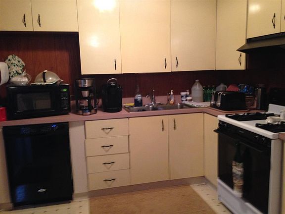 2nd image of 4840 Skye Ct