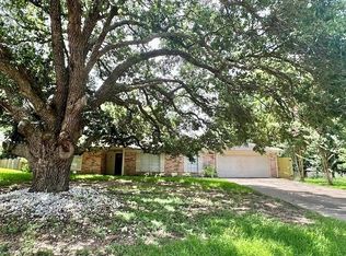 12315 Hawthorne Dr, Montgomery, TX 77356