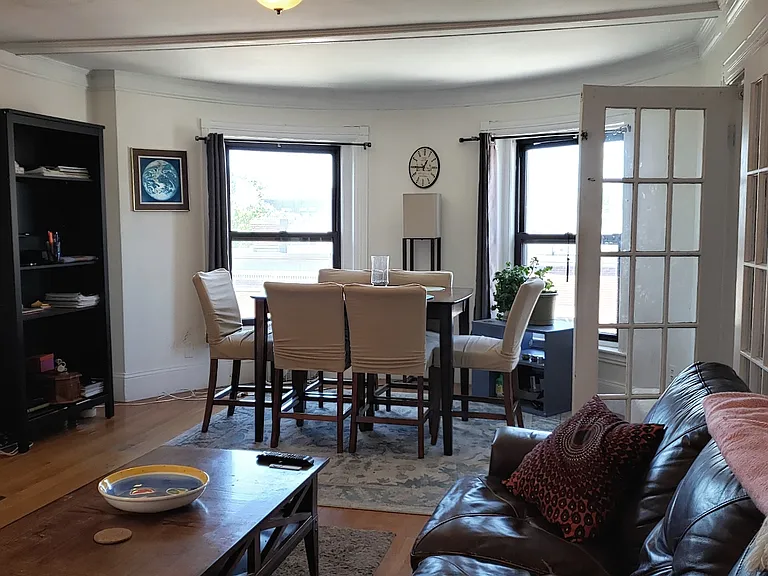 924 Beacon St #8 — Photo 17