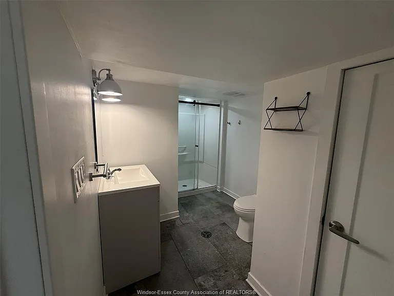 1317 Clovelly Dr #2 — Photo 8