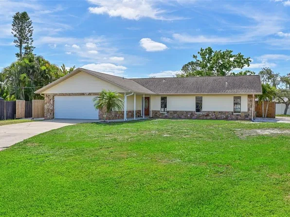 8103 13th Ave NW, Bradenton, FL 34209