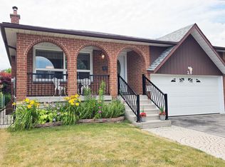 20 Cleethorpes Blvd, Toronto, ON M1S3T3