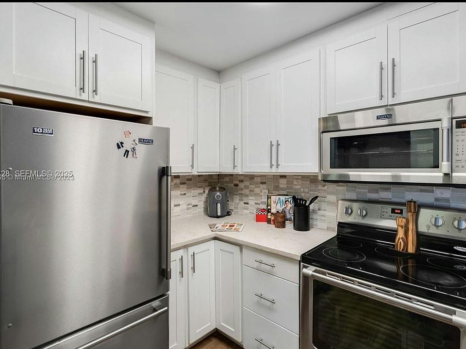 1st image of 7173 Orange Dr APT 214B