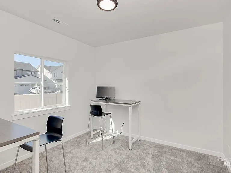 8888 W Eminence Dr — Photo 16