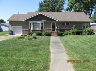 510 S Clay St, Gallatin, MO 64640
