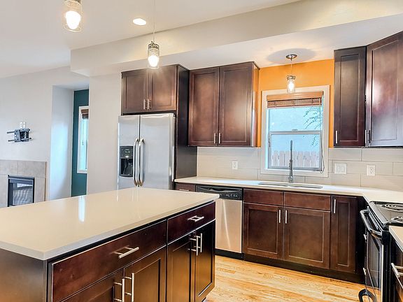 4th image of 755 S Krameria St
