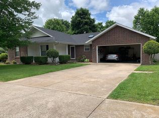 335 S Foster Ave, Springfield, MO 65802