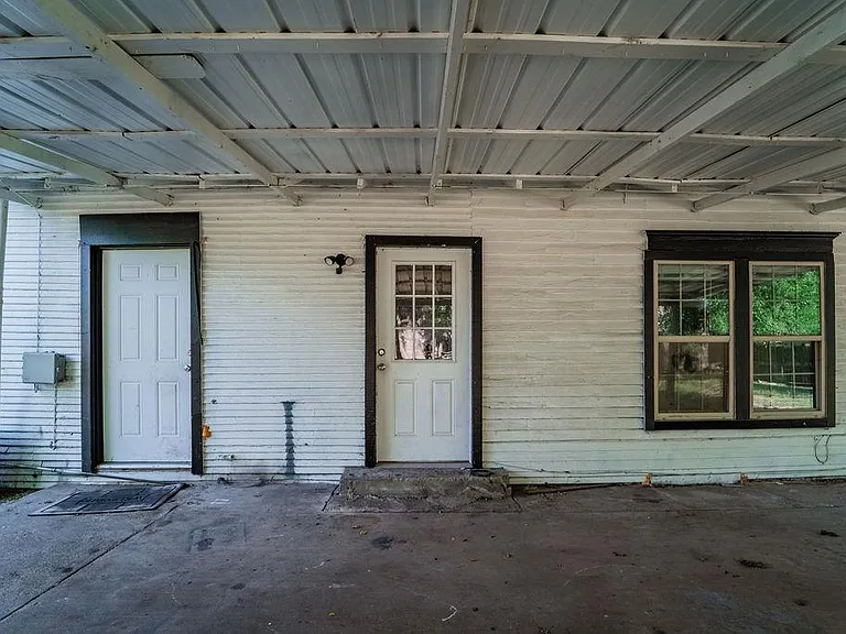 720 Main St — Photo 21