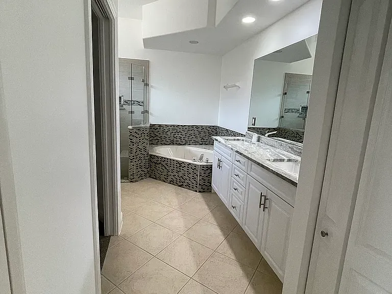 8620 Ibis Cove Cir — Photo 19