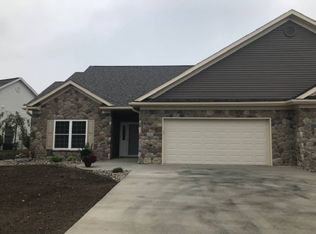 1420 McCormick Dr, Nappanee, IN 46550