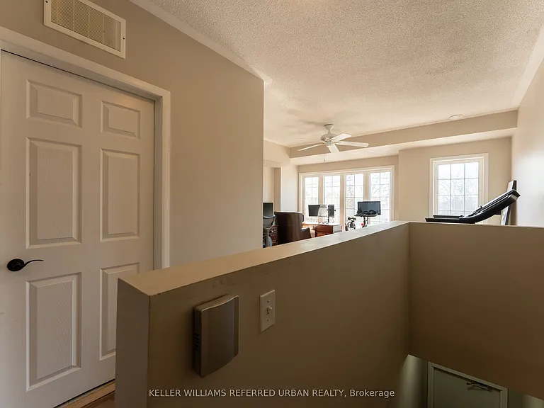 1250 Saint Martins Dr #14 — Photo 16