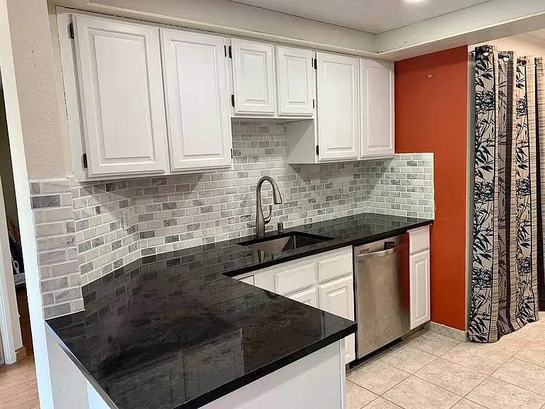 12349 Roosevelt Way NE #402 — Photo 5