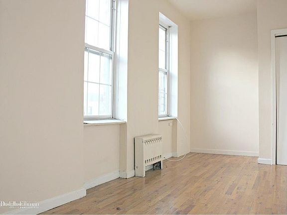 2nd image of 565 Nostrand Ave APT 3F