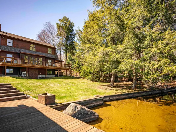 128 Cedar Point Dr, Old Forge, NY 13420