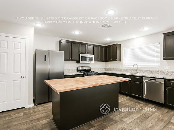5th image of 4946 Volcanic Rock Ln