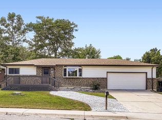 811 S Tyler Ave, Loveland, CO 80537