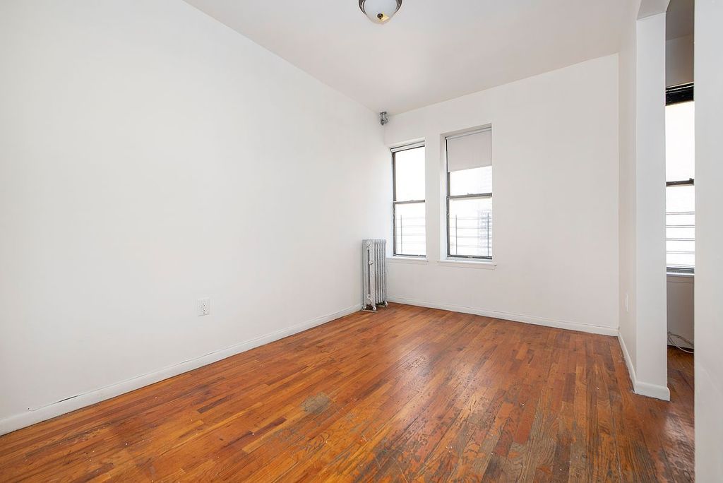 Apartment in New York, Hamilton Heights, Manhattan - View 3
