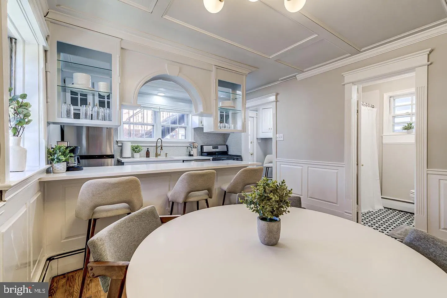 1 bed, 1.0 bath, 850 sqft, $3,600 — Photo 4