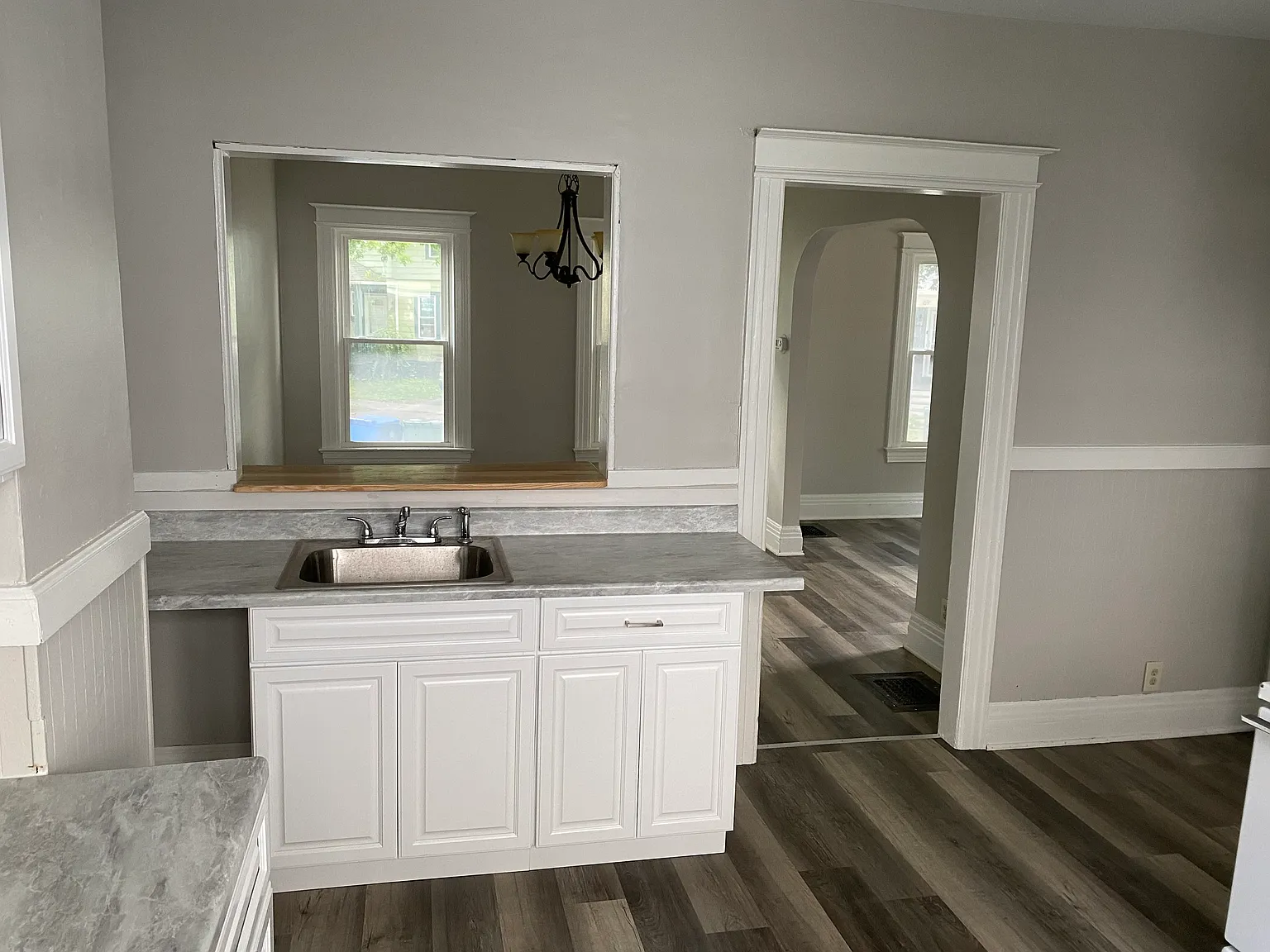 3 bed, 1170 sqft, $1,900 — Photo 3