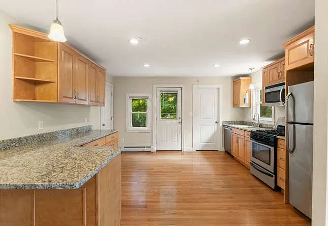 54 Desoto Rd #3 — Photo 3