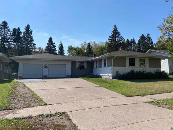 68 Hays Cir, Silver Bay, MN 55614