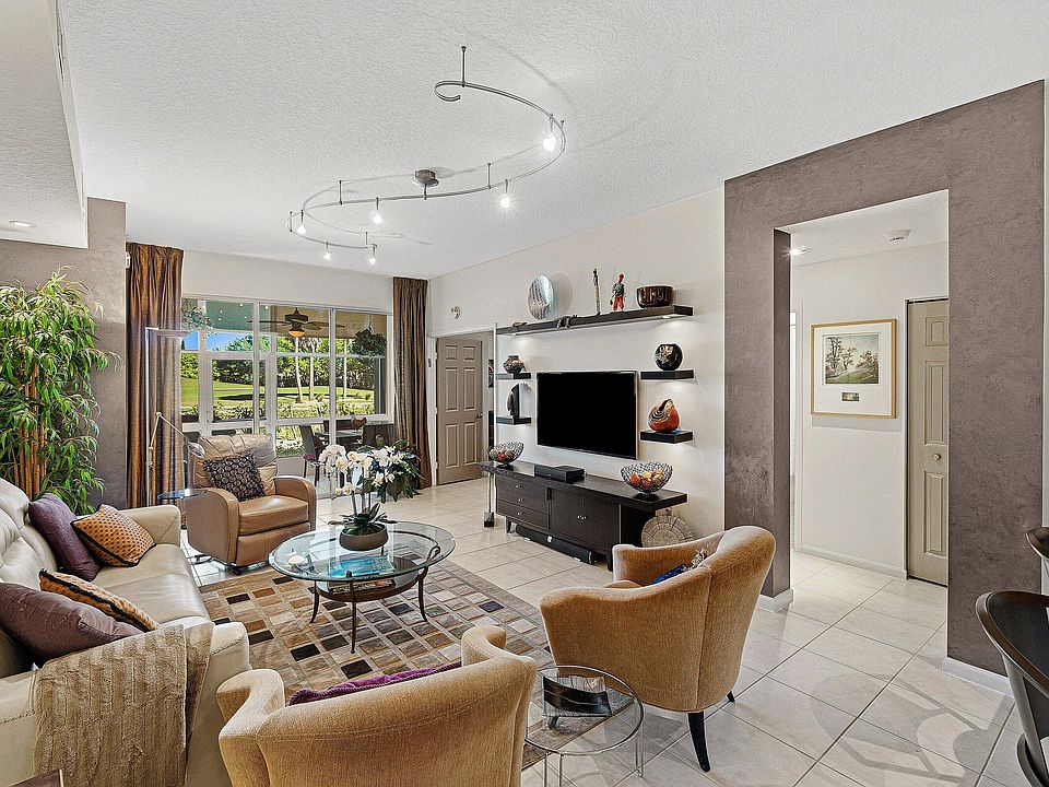1st image of 12498 Crystal Pointe Drive #102