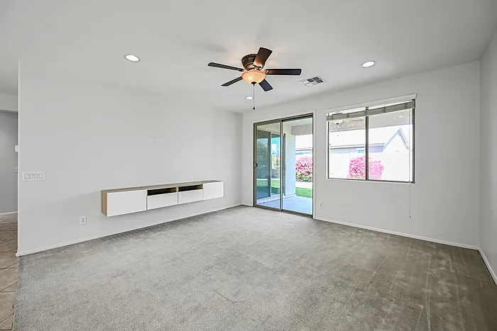 23862 W Gibson Ln — Photo 9