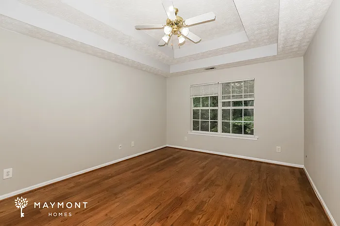 425 Misty Brook Ct — Photo 7