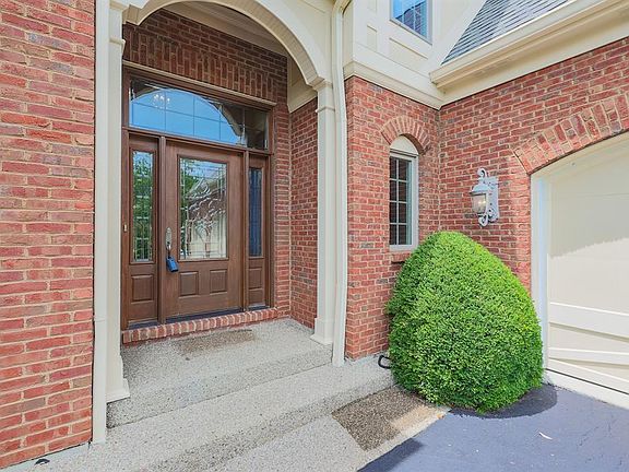 3rd image of 6975 Charlesfield Ln