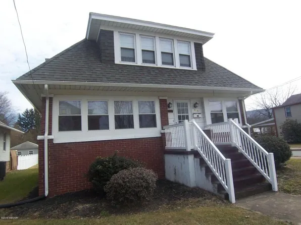 455 S Broad St, Jersey Shore, PA 17740