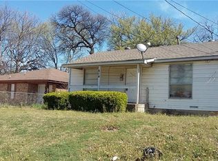 614 Colonial St, Fort Worth, TX 76111