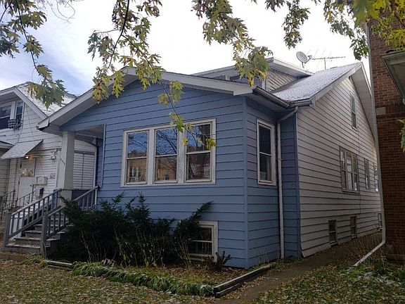 2nd image of 5917 N Washtenaw Ave