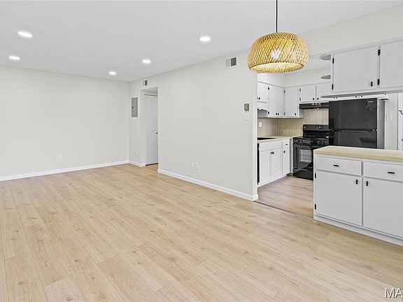 4th image of 1674 Blue Ridge Dr APT H