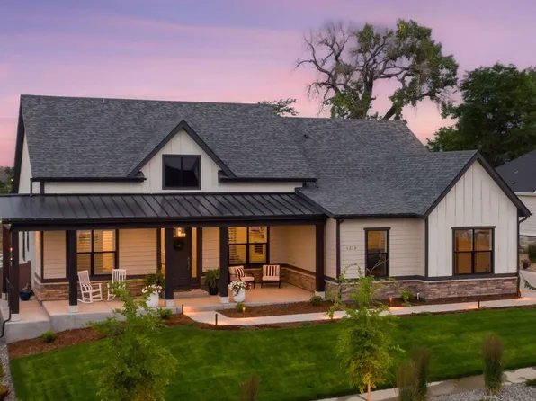 1215 Art Dr, Berthoud, CO 80513