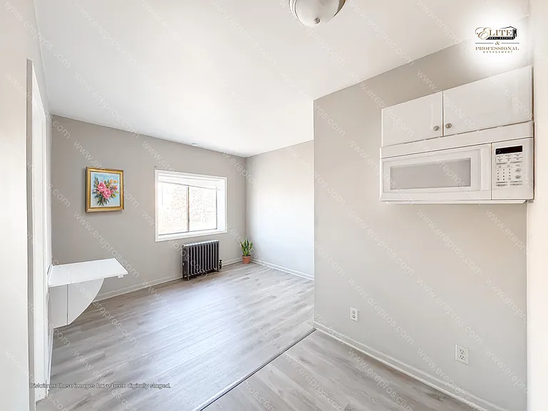 2921 S Saginaw St #2 — Photo 2