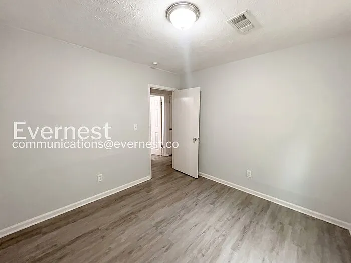 9007 Homewood Dr — Photo 15