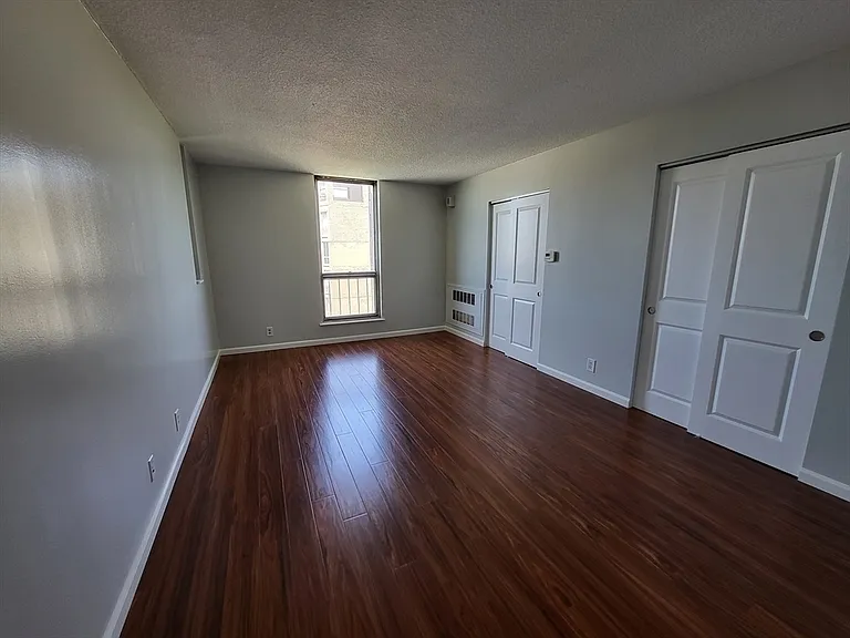 77 Pond Ave #1103 — Photo 4