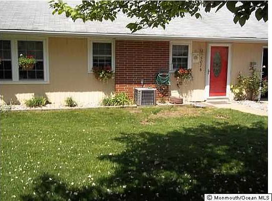 1st image of 507 Thornbury Court #B