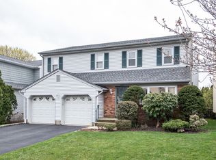 224 Parkside Dr, Union, NJ 07083