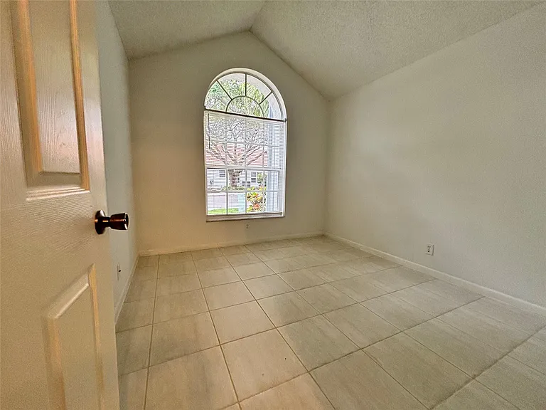 2990 NW 68th Ave — Photo 23