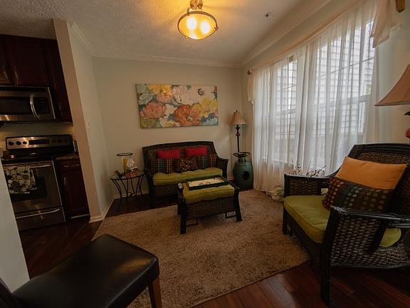 5th image of 16249 Brookmead Ct
