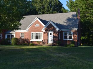 3 Kevin Ln, East Greenbush, NY 12061