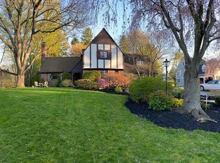 49 Stoneham Rd, Rochester, NY 14625