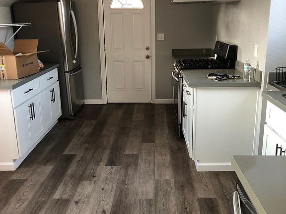 4th image of 921 Palm St #B