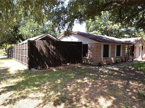 4th image of 1601 Nichols St