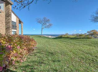21 Waters Edge Edge #21, Rye, NY 10580